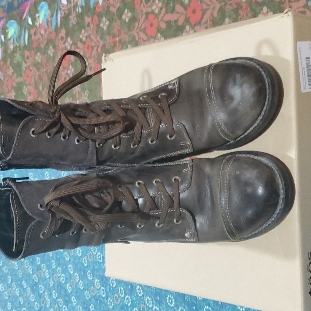 Taos Crave Boots